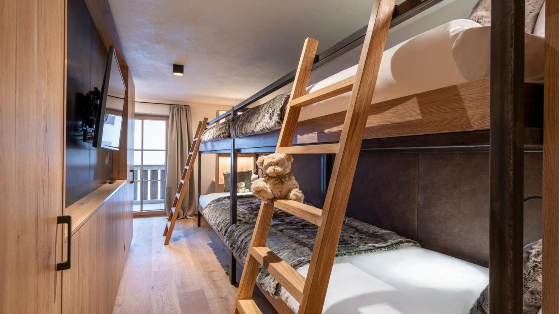 Luxury Chalet In Chalet